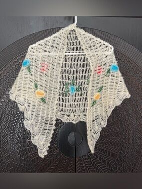 Vintage 40's 50's Hand Crocheted Acrylic Shawl Japan Cottagecore Grandma Rosette